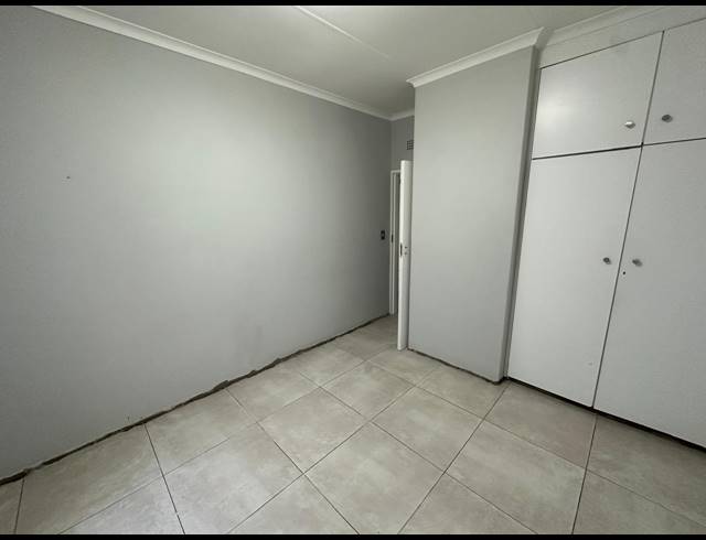 3 BEDROOM TOWNHOUSE TO LET IN STRATHAVON
